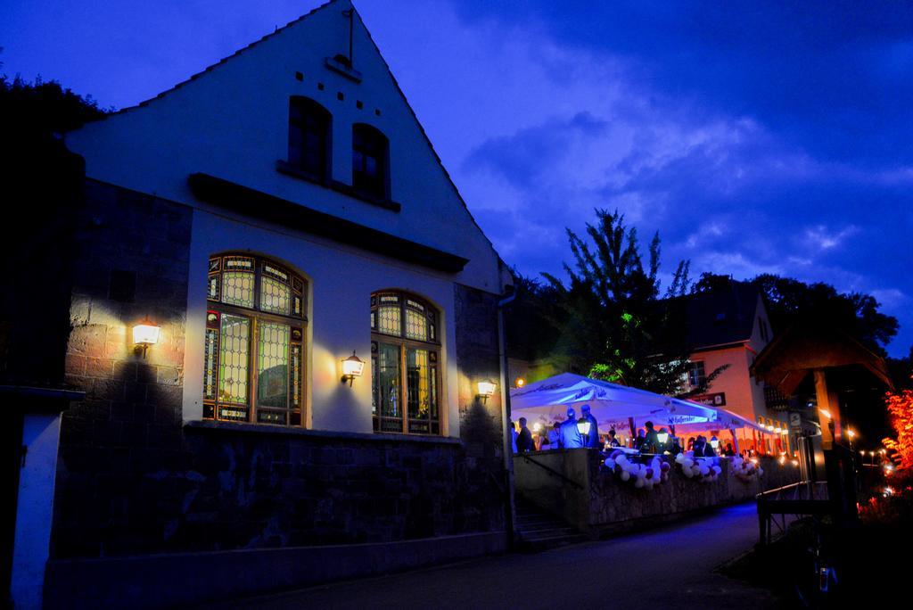 Gasthof Alter Felsenkeller Hotel Naumburg  Exterior foto